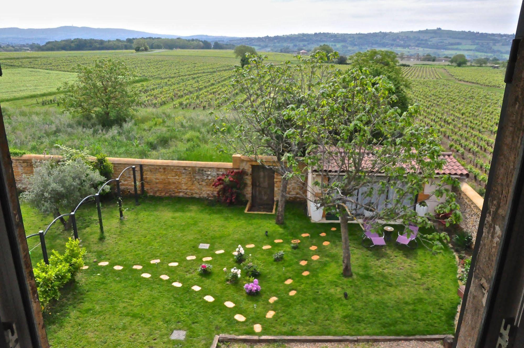 Le Clos Du Cher En Beaujolais Saint-Germain-Nuelles Ngoại thất bức ảnh